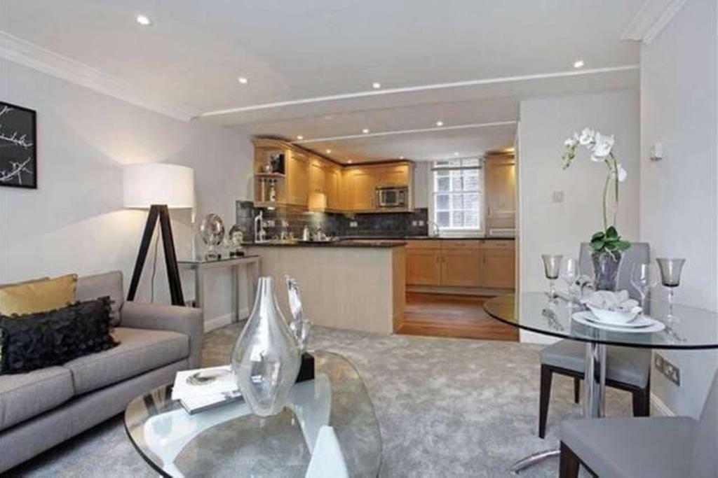 Heart Of Mayfair - Stunning Apartment London Eksteriør bilde